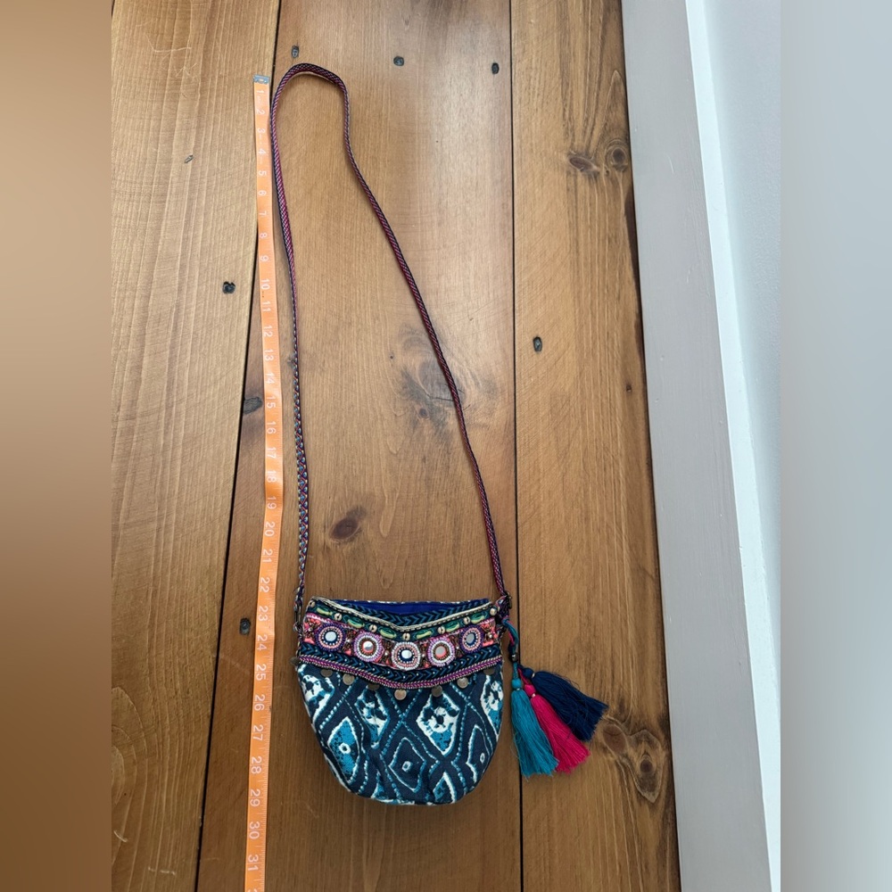 Christophe Sauvat Domi Pouch Boho beaded Crossbody Exclusive Neiman Marcus - Picture 4 of 5
